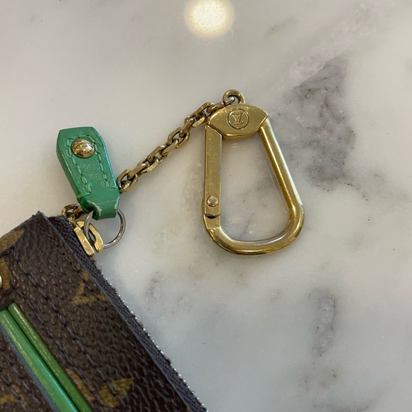 Louis Vuitton Limited Edition Green Monogram Perforated Pochette Cles Key Pouch - Picture 7 of 10